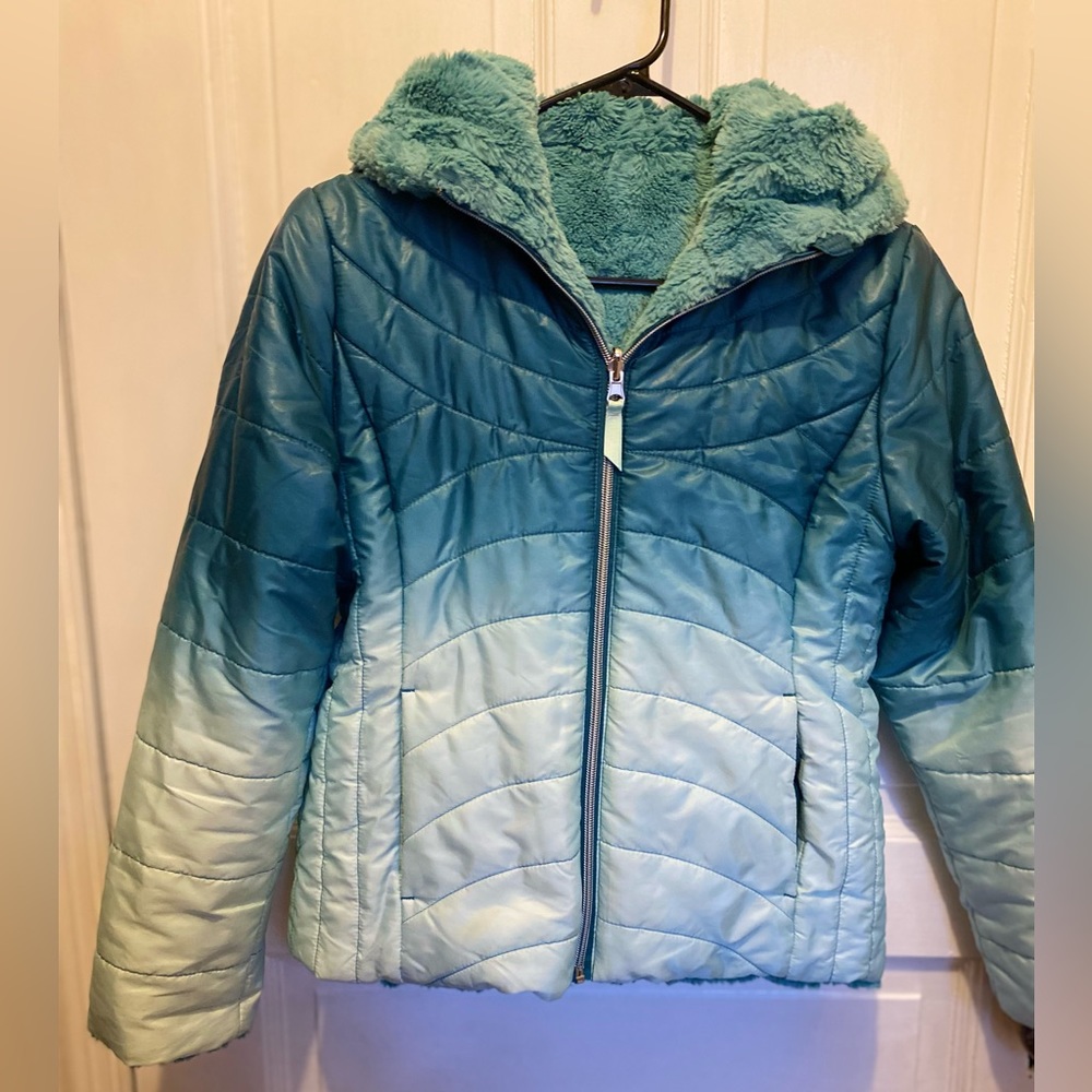 Swiss Alps Dip-Dye Print Reversible Winter Jacket, size 10-12.
